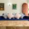 Captivating 2-Bed Town-House in Kingston