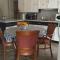 Cozy downtown two bedrooms free parking