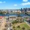 Dress Circle! 2Bed/2Bath/1Car/Amazing Views ~ CBD