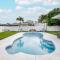 FREE Heated Pool Family Friendly Home by the Gulf of Mexico Beaches Clearwater Saint Pete and Tampa Sleeps 12 and has Water Slide No Parties - Pinellas Park