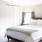 The Penthouse- Heart of OTR w/Rooftop Terrace