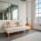 Sunny & Spacious 2BDR & 1BTH in Downtown LA - 洛杉矶