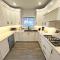 Luxe Home Near Limeridge - Sleeps 11 - Pool