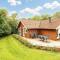 Three-Bedroom Holiday home in Allingåbro 3