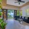 Oceanside 2 bedroom house, 100Mbps WiFi