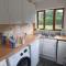 Farmhouse: Beautiful rural location. London from 60 minutes.