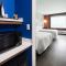 Holiday Inn Express & Suites Lubbock Central - Univ Area by IHG