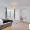 Bridgwater Bliss: 6-Bedroom Haven for Large Groups