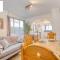 Bridgwater Bliss: 6-Bedroom Haven for Large Groups