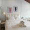 Mr Black & Ms White -Self Check in accommodation