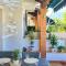 La Casita Denia, charming 2BR Townhouse with shared Pool, 1km to Beach