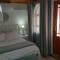 At The Nest Bed & Breakfast Guesthouse - Aliwal North