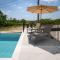 Modern villa Venta with jacuzzi and pool in Buje - Krasica