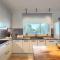 Modern villa Grgo with pool and jacuzzi in Tinjan