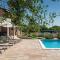 Activity villa Gita with pool and grill in Tinjan