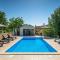 Family Casa Ida with pool and grill in Groznjan - Makovci