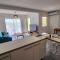 Friars beach - Luxurious unit by the beach