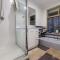 Entire House with 4 bedrooms Fully Air Conditioned