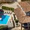 Rustic villa Amyra with pool and grill in Porec
