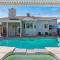 Spacious Home w/Pool Near Campus - ترلوك