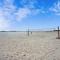 Beach Quarters #8