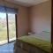 Cabaña, quincho, piscina y hermosas estrellas