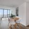 A Sky-high Metropolis Retreat near the CBD