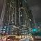One Uptown in BGC Chic & Trendy 1BR 200mbps fiber - 马尼拉