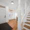 Shadyside, Pittsburgh, Modern and Cozy 1 Bedroom Unit3 with Free Parking