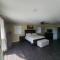 Loving Home away from home, 6 Bedrooms, 8 Beds