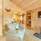 Lochinvar - Clydesdale Log Cabin with Hot Tub