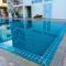 Mayflower Grande Suite Hotel