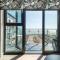 Beachside: New two bedroom apartment with parking