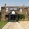 Spacious Well Equipped Flat - Pass the Keys