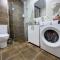 GG Home - cozy studio in complex White Sails with sea and pool view on 7th floor - Batumi