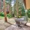 Ski-In Retreat with Pool Access 2 Blocks to Main St - Брекенридж