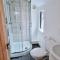 Central Reading Modern 3BR flat - Walk to station and high street
