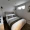 Holmfirth Hideaway