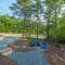 Wilderness Retreat Pet-Friendly Outdoor Adventure Oasis! - Morganton