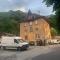 la Montagnette L ours T1 maison en travaux de 10h a 17h