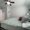 5BR 4B Huge Space with 2 Level Game Barn