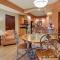 Wisconsin Dells Resort Condo with 2 Fireplaces