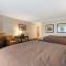 Best Western Plus White Bear Country Inn - White Bear Lake