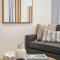 One Tea House - Contemporary Cityside Comfort