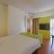 Quest Hotel Simpang Lima - Semarang by ASTON