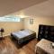 Private room at walkout basement - Pickering