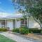 The Waratah Cottage
