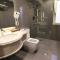 East Diamond Serviced Apartments