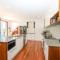 Time n Tide - Straddie Beach House