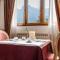Hotel Job
